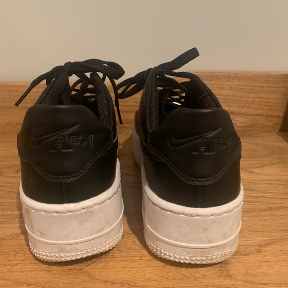 Black Air Force 1s, size 7 women’s - Picture 2 of 3